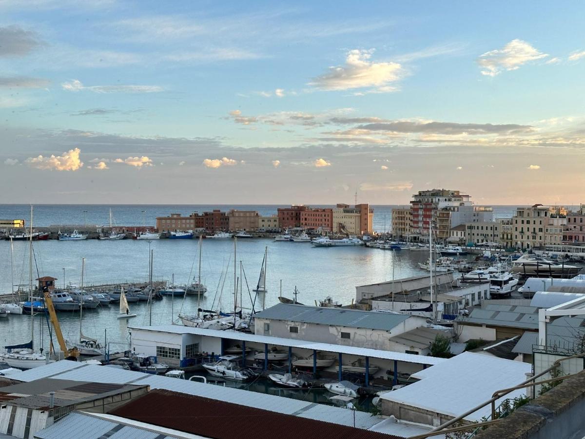 Mare Cibo E Relax Ad Anzio Apartment Luaran gambar